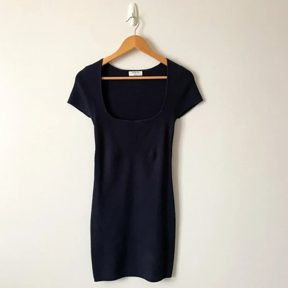 Aritzia Babaton Emerge Ribbed Knit Mini Dress Dress Navy Blue Size Medium - Picture 3 of 7